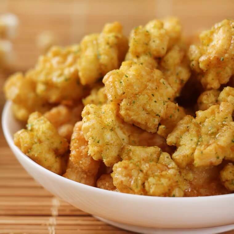 Mini cracker di riso Want Want piccanti - 60g - Oishii Planet